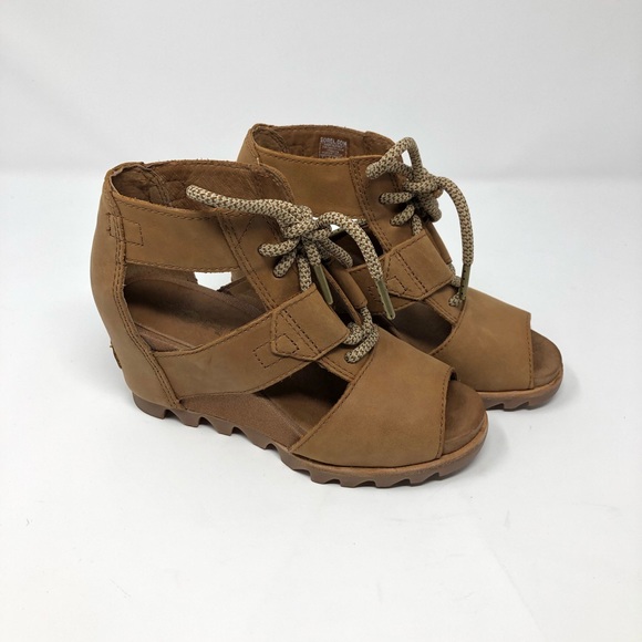 Sorel Shoes - Sorel Wedge Sandals Size: 5